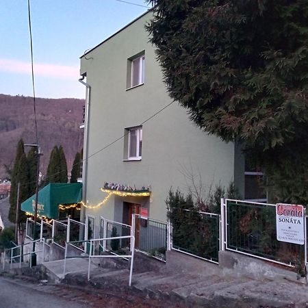Garni Hotel Sonata Trenčianske Teplice Exterior foto